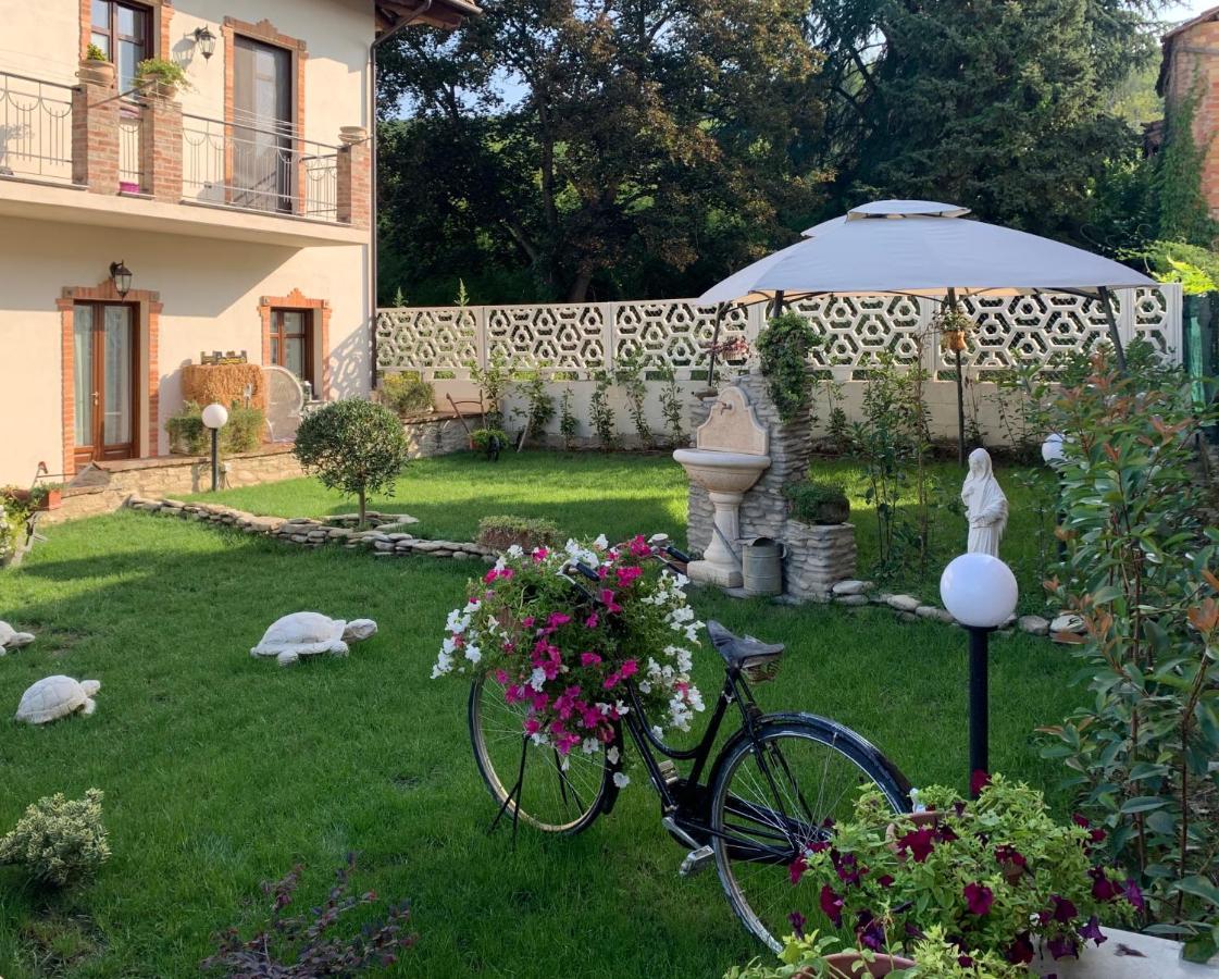 Ca Reginella B&B Diano dʼAlba Eksteriør billede