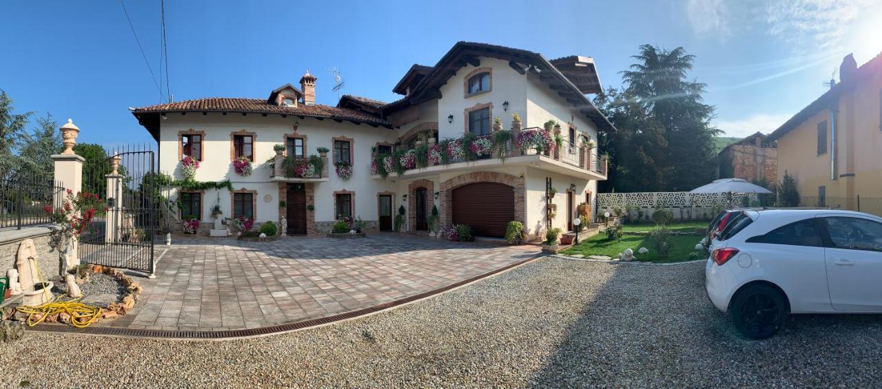 Ca Reginella B&B Diano dʼAlba Eksteriør billede