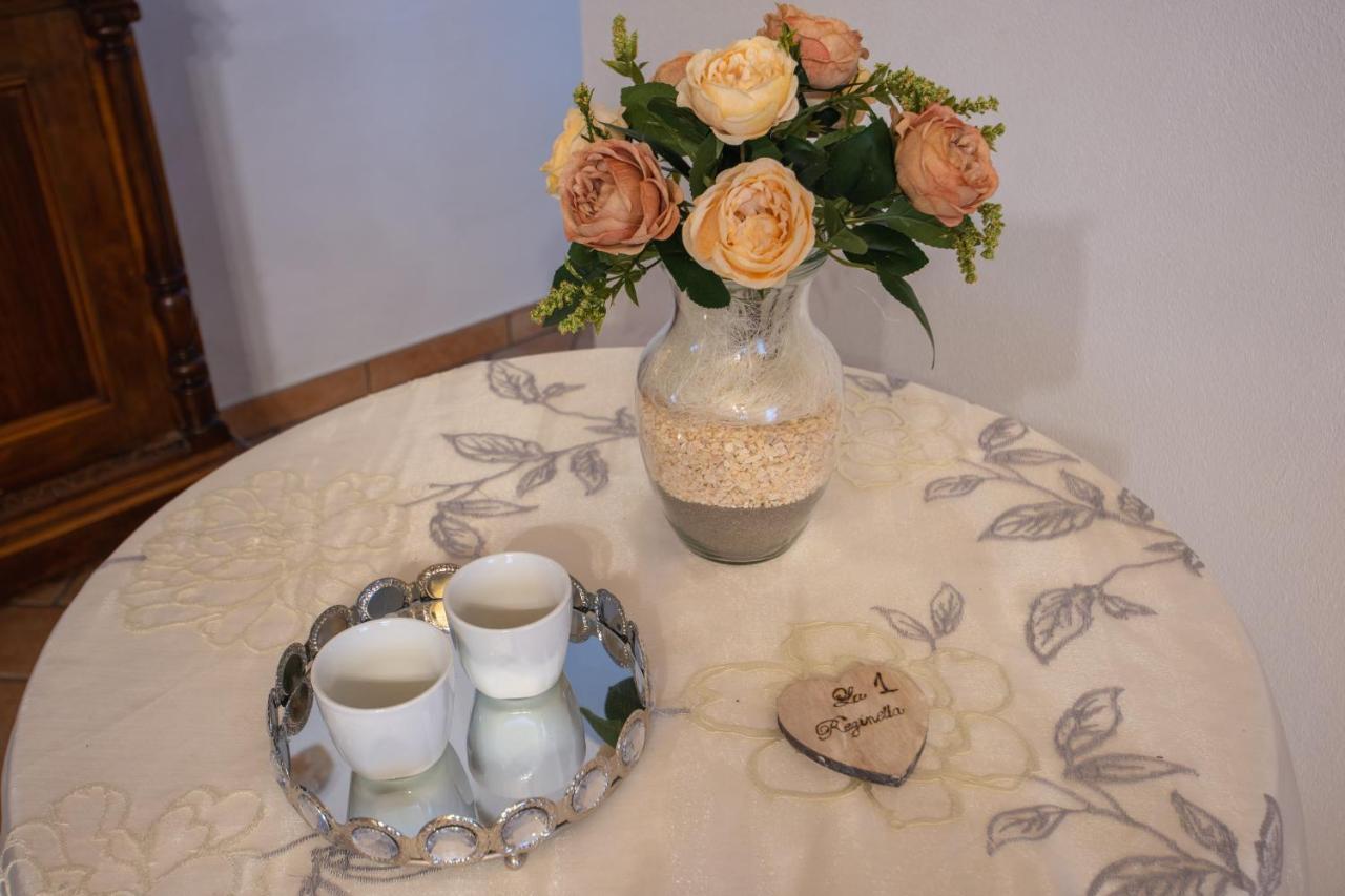 Ca Reginella B&B Diano dʼAlba Eksteriør billede